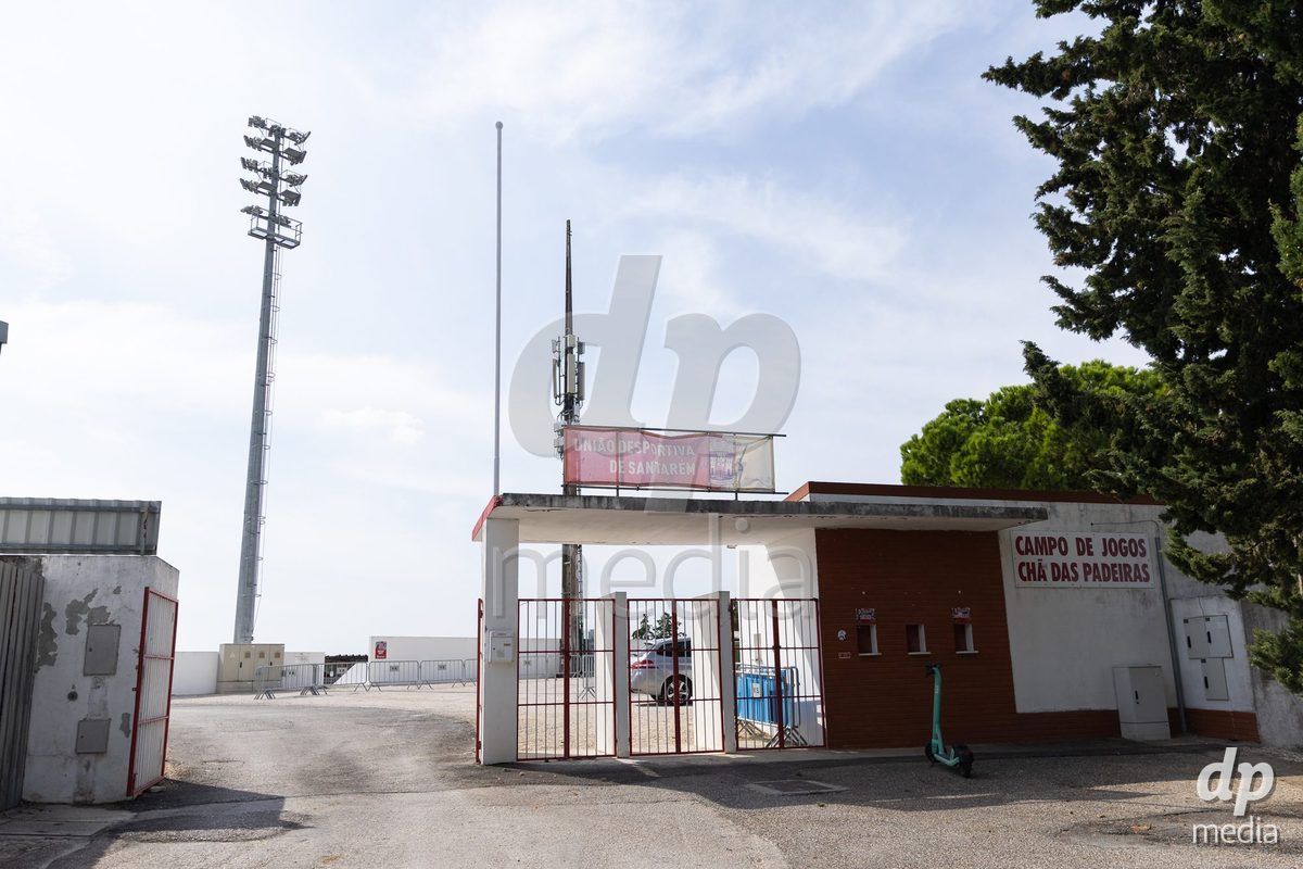 SANTAREM, PORTUGAL - OCTOBER 3: Entrance to the stadium for the game the International Friendly match between Denmark U16 and Turkiye U16 at Campo Cha das Padeiras on October 3, 2026 in Santarem, Portugal.