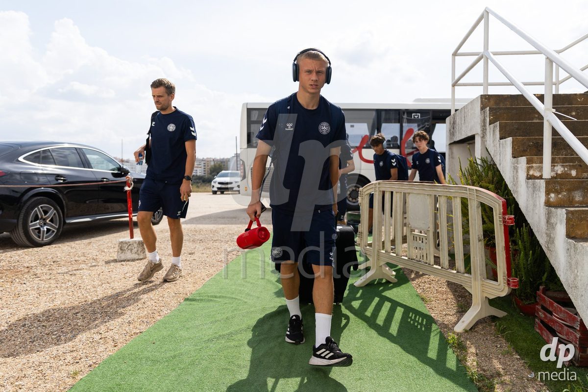 SANTAREM, PORTUGAL - OCTOBER 3: Arrival of the players to International Friendly match between Denmark U16 and Turkiye U16 at Campo Cha das Padeiras on October 3, 2026 in Santarem, Portugal.