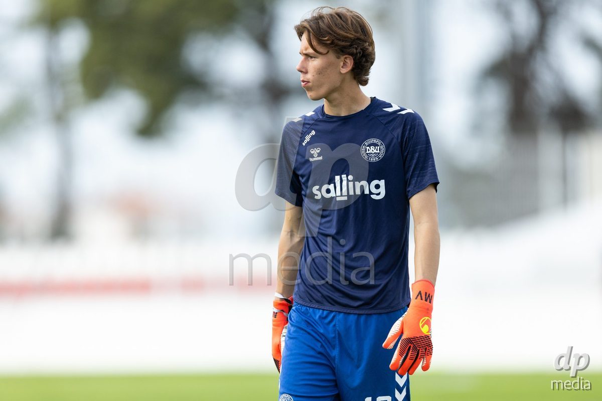 SANTAREM, PORTUGAL - OCTOBER 3: Max Horn during warming before the International Friendly match between Denmark U16 and Turkiye U16 at Campo Cha das Padeiras on October 3, 2026 in Santarem, Portugal.
