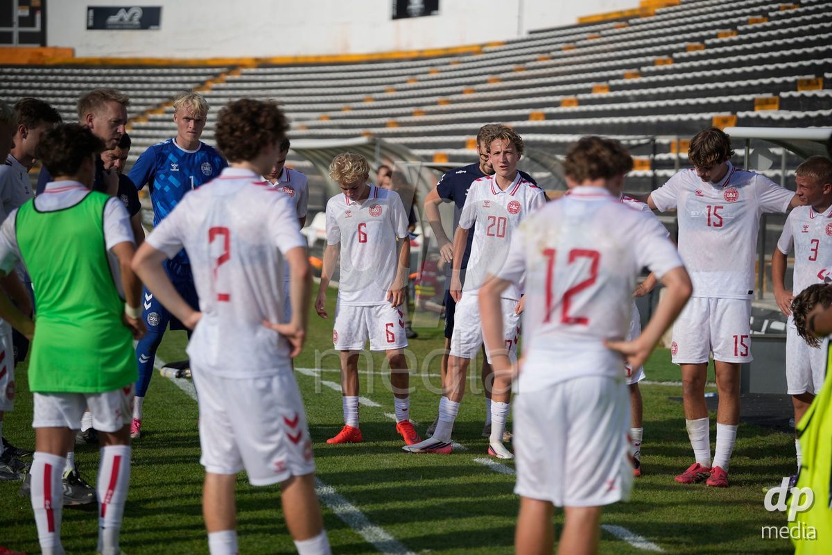 CALDAS DA RAINHA, PORTUGAL - OCTOBER 6: Denmark players after the International Friendly match between Romania U16 and Denmark U16 at Campo da Mata on October 6, 2026 in Caldas da Rainha, Portugal.