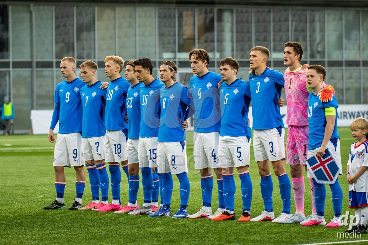 TORSHAVN, FAROE ISLANDS - OCTOBER 6: Iceland's National Anthem during the UEFA European Qualifiers match between Faroe Islands U21 and Iceland U21 at Torsvollur on October 6, 2026 in Torshavn, Faroe Islands.