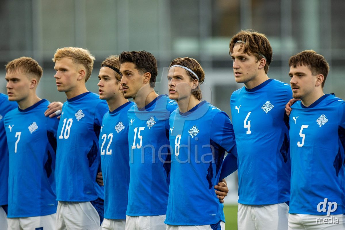 TORSHAVN, FAROE ISLANDS - OCTOBER 6: Iceland's national anthem during the UEFA European Qualifiers match between Faroe Islands U21 and Iceland U21 at Torsvollur on October 6, 2026 in Torshavn, Faroe Islands.