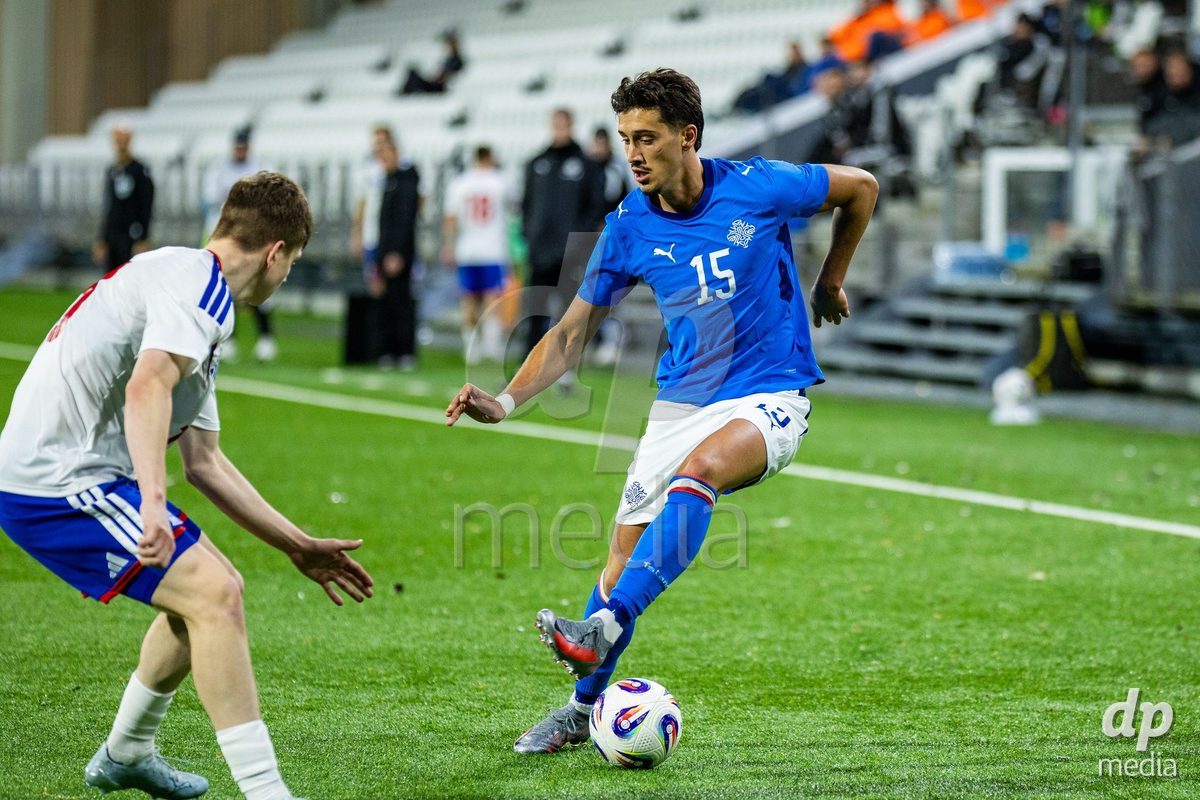 TORSHAVN, FAROE ISLANDS - OCTOBER 6: Amin Cosic of Iceland during the UEFA European Qualifiers match between Faroe Islands U21 and Iceland U21 at Torsvollur on October 6, 2026 in Torshavn, Faroe Islands.