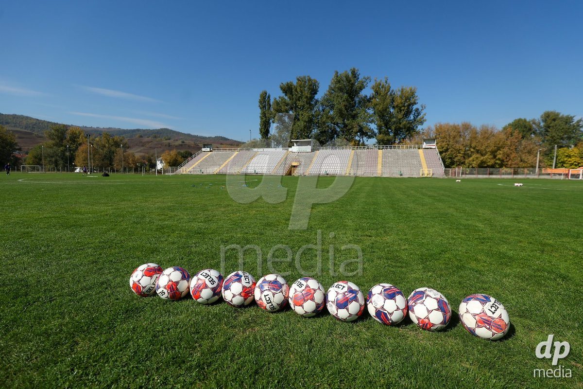KAKANJ, BOSNIA AND HERZEGOVINA - OCTOBER 7: UEFA Womens European Under-19 Qualifier match between England and Denmark at Mladost Stadium on October 7, 2026 in Kakanj, Bosnia and Herzegovina.