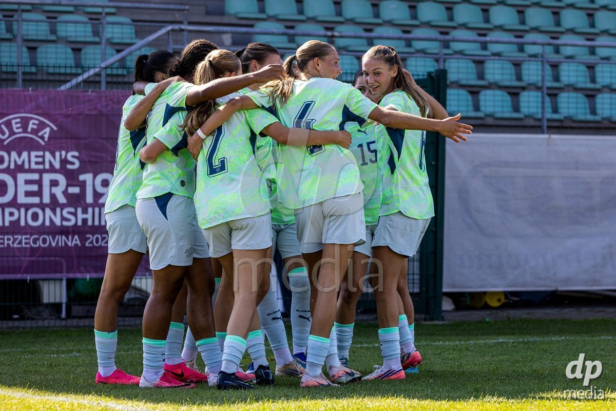 ZENICA, BOSNIA AND HERZEGOVINA - OCTOBER 7: Team of Switzerland celebrates after scoring second goal during the UEFA Womens European Under-19 Qualifier match between Switzerland and Bosnia and Herzegovina at FF BH Football Training Centre on October 7, 2026 in Zenica, Bosnia and Herzegovina.