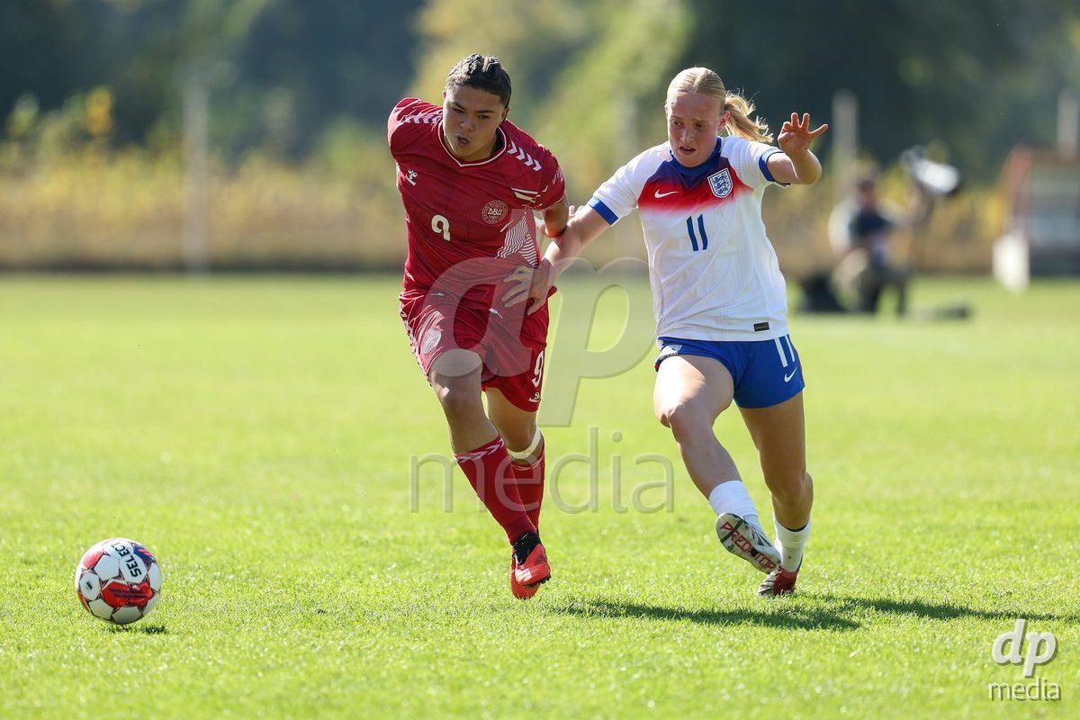 KAKANJ, BOSNIA AND HERZEGOVINA - OCTOBER 7: Thea Petersen of Denmark and Phoebe De Bohan of England during the UEFA Womens European Under-19 Qualifier match between England and Denmark at Mladost Stadium on October 7, 2026 in Kakanj, Bosnia and Herzegovina.