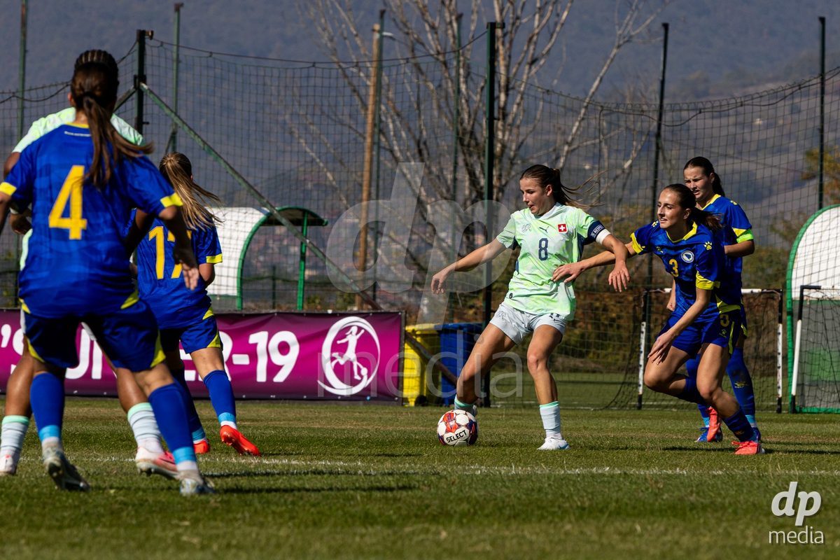ZENICA, BOSNIA AND HERZEGOVINA - OCTOBER 7: Giulia Looser of Switzerland and Ariana Hafizovic of Bosnia and Herzegovina during the UEFA Womens European Under-19 Qualifier match between Switzerland and Bosnia and Herzegovina at FF BH Football Training Centre on October 7, 2026 in Zenica, Bosnia and Herzegovina.