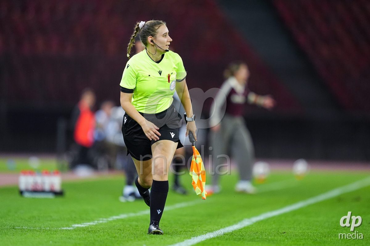 ZURICH, SWITZERLAND - OCTOBER 2: Assistant referee Pauline Caballero during the AXA Women's Super League match between GC Frauenfussball and FC Zurich at Letzigrund on October 2, 2026 in Zurich, Switzerland.