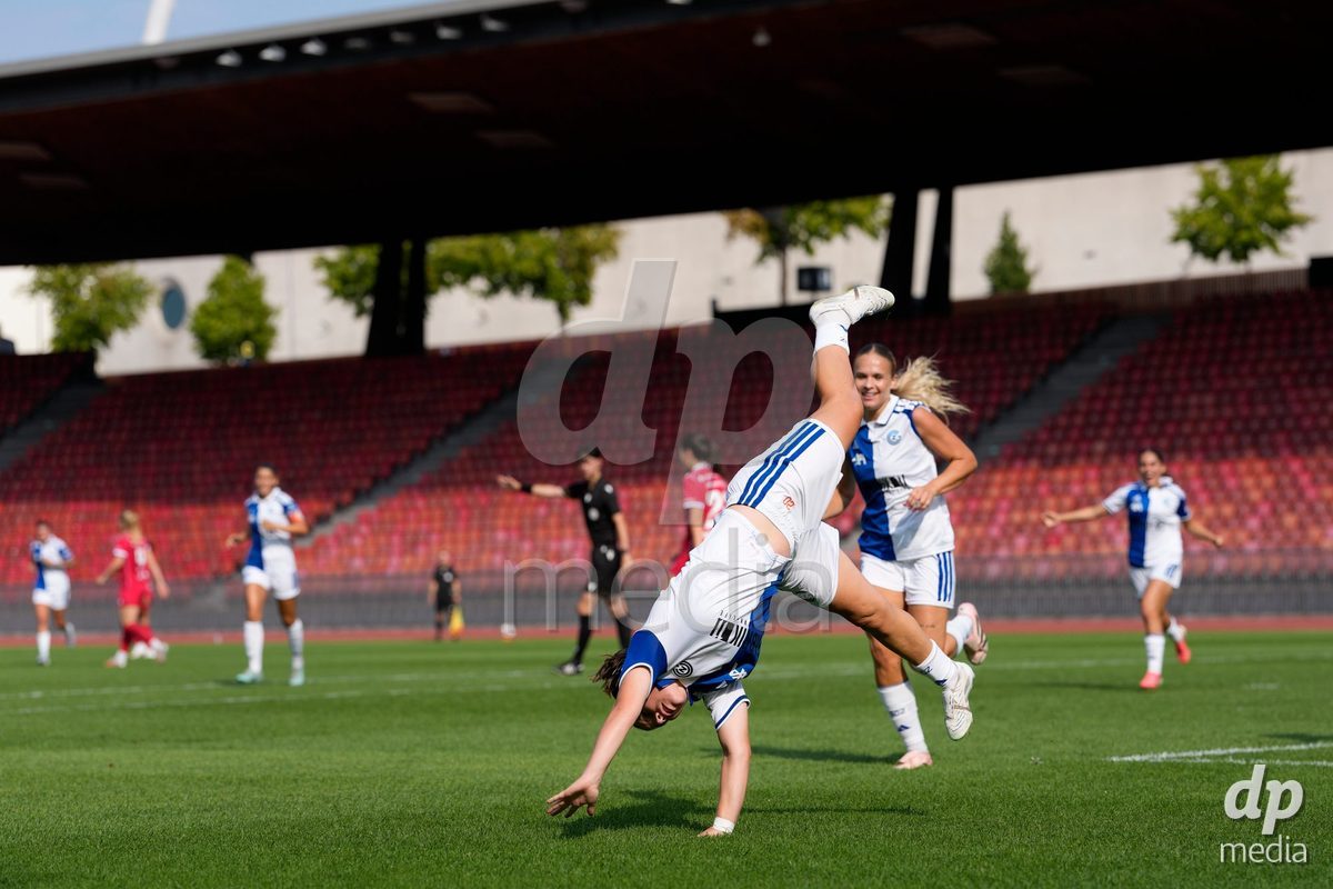 Schweiz: AXA Women's Super League 2026/2027, GC Frauenfussball vs FC Rapperswil-Jona - Stadion Letzigrund, Zürich: Michelle Storni (20 Grasshoppers) jubelt nach ihrem Tor zum 1:0