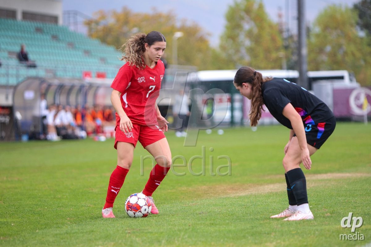 ZENICA, BOSNIA AND HERZEGOVINA - OCTOBER 10: Ramona Schallberger of Switzerland during the UEFA Womens European Under-19 Qualifier match between Switzerland and England at FF BH Football Training Centre on October 10, 2026 in Zenica, Bosnia and Herzegovina. Photo: Denis Kapetanovic/Pixsell/DP Media