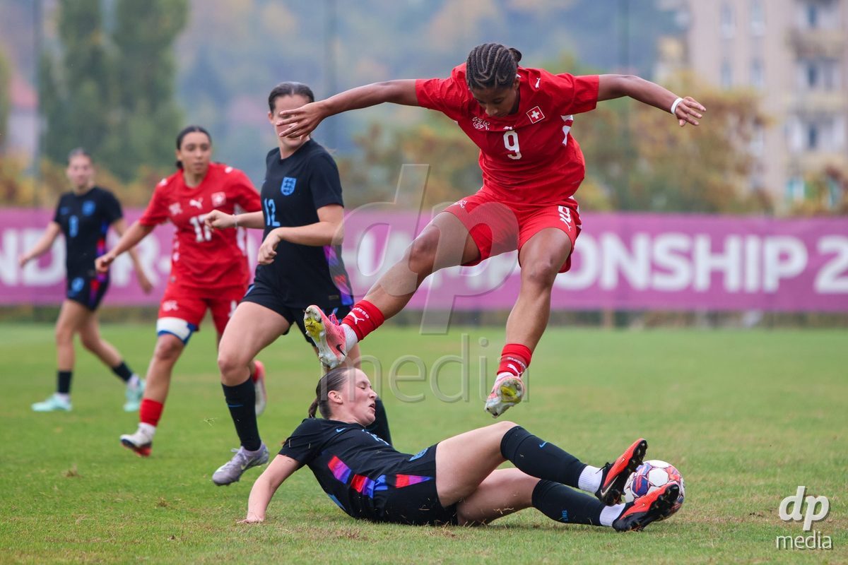 ZENICA, BOSNIA AND HERZEGOVINA - OCTOBER 10: Gabriella Storey of England and Tiffany Vonnez of Switzerland during the UEFA Womens European Under-19 Qualifier match between Switzerland and England at FF BH Football Training Centre on October 10, 2026 in Zenica, Bosnia and Herzegovina. Photo: Denis Kapetanovic/Pixsell/DP Media