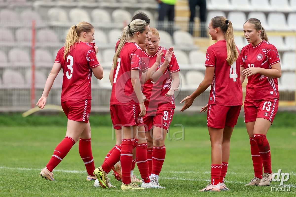 KAKANJ, BOSNIA AND HERZEGOVINA - OCTOBER 10: Players of Denmark celebrate after scoring a goal during the UEFA Womens European Under-19 Qualifier match between Denmark and Bosnia and Herzegovina at Mladost Stadium on October 10, 2026 in Kakanj, Bosnia and Herzegovina. Photo: Armin Durgut/Pixsell/DP Media