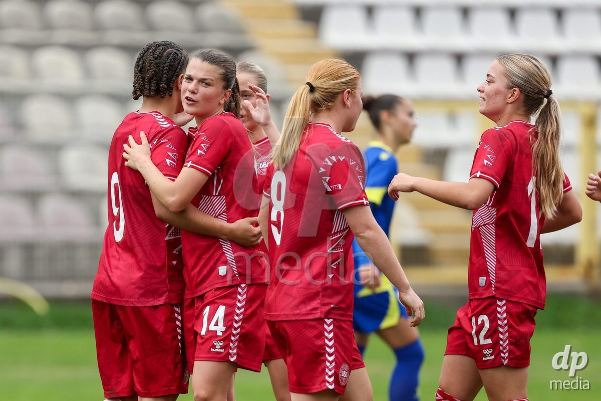 KAKANJ, BOSNIA AND HERZEGOVINA - OCTOBER 10: Players of Denmark celebrate after scoring a goal during the UEFA Womens European Under-19 Qualifier match between Denmark and Bosnia and Herzegovina at Mladost Stadium on October 10, 2026 in Kakanj, Bosnia and Herzegovina. Photo: Armin Durgut/Pixsell/DP Media