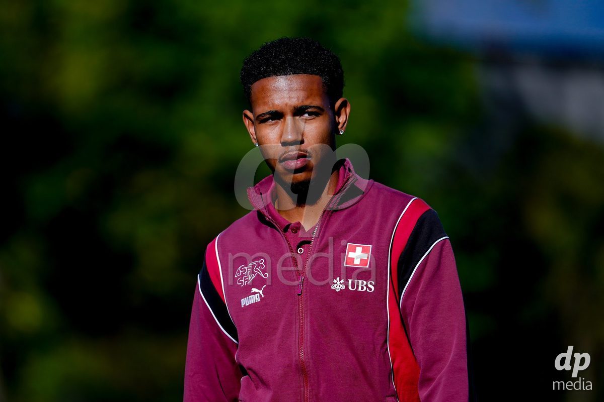 SCHAAN, LIECHTENSTEIN - OCTOBER 12: Players of Switzerland arrival prior to the UEFA European Under-17 Qualifier match between Israel and Switzerland at LFV Campus Rheinwiese on October 12, 2026 in Schaan, Liechtenstein.