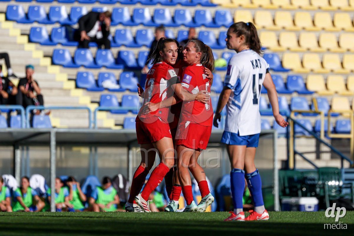 09.10.2026; Mezokovesd, Fussball - UEFA Women's European Qualifiers Playoff Round 1- Israel vs Schweiz: Lia Walti (SUI), Noelle Maritz (SUI)(Pal Gollner/)