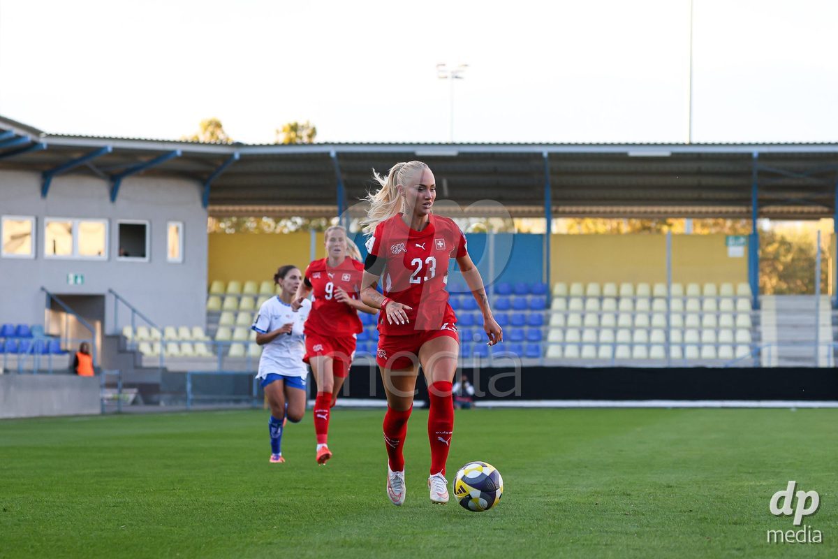 09.10.2026; Mezokovesd, Fussball - UEFA Women's European Qualifiers Playoff Round 1- Israel vs Schweiz: Alisha Lehmann (SUI)(Pal Gollner/)