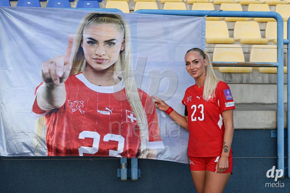 09.10.2026; Mezokovesd, Fussball - UEFA Women's European Qualifiers Playoff Round 1- Israel vs Schweiz: Alisha Lehmann (SUI)(Pal Gollner/)