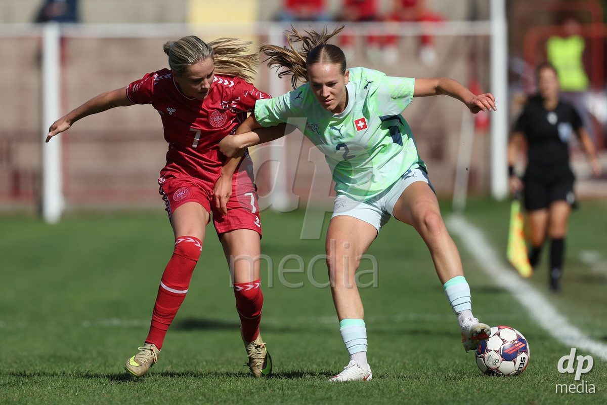 KAKANJ, BOSNIA AND HERZEGOVINA - OCTOBER 13: Nellie Mulvad Gejel of Denmark and Liel Rickenbach of Switzerland during the UEFA Womens European Under-19 Qualifier match between Denmark and Switzerland at Mladost Stadium on October 13, 2026 in Kakanj, Bosnia and Herzegovina. Photo: Armin Durgut/Pixsell/DP Media