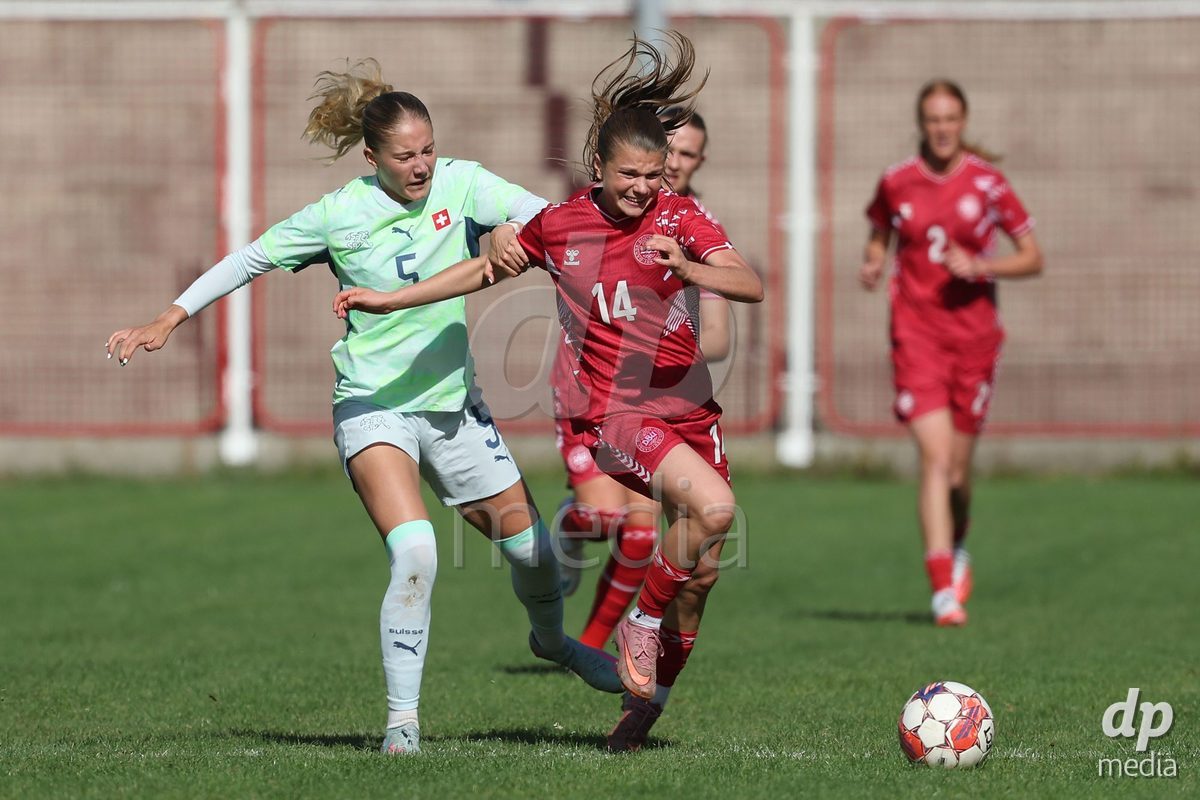 KAKANJ, BOSNIA AND HERZEGOVINA - OCTOBER 13: Johanna Thüer of Switzerland and Nicoline Jorgensen Klintskov of Denmark during the UEFA Womens European Under-19 Qualifier match between Denmark and Switzerland at Mladost Stadium on October 13, 2026 in Kakanj, Bosnia and Herzegovina. Photo: Armin Durgut/Pixsell/DP Media