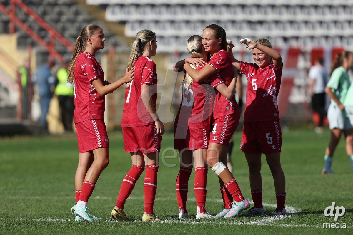 KAKANJ, BOSNIA AND HERZEGOVINA - OCTOBER 13: Players of Denmark celebrate after Frederikke Ludvigsen of Denmark score a goal for 5:1 during the UEFA Womens European Under-19 Qualifier match between Denmark and Switzerland at Mladost Stadium on October 13, 2026 in Kakanj, Bosnia and Herzegovina. Photo: Armin Durgut/Pixsell/DP Media