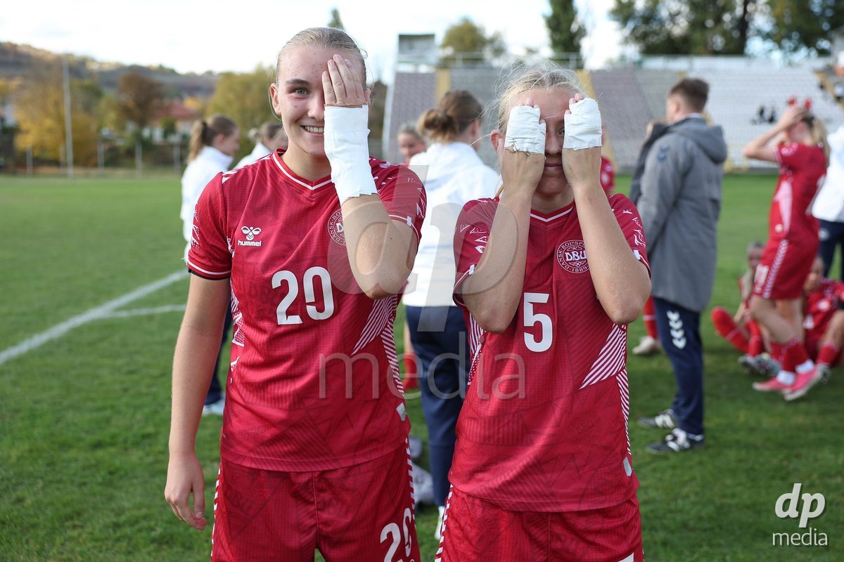 KAKANJ, BOSNIA AND HERZEGOVINA - OCTOBER 13: Nikoline Nielsen of Denmark and Astrid Engsig-Karup of Denmark pose for a photo after the UEFA Womens European Under-19 Qualifier match between Denmark and Switzerland at Mladost Stadium on October 13, 2026 in Kakanj, Bosnia and Herzegovina. Photo: Armin Durgut/Pixsell/DP Media