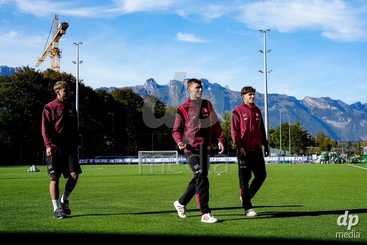 SCHAAN, LIECHTENSTEIN - OCTOBER 15: Players of Switzerland arrival during the UEFA European Under-17 Qualifier match between Switzerland and Liechtenstein at LFV Campus Rheinwiese on October 15, 2026 in Schaan, Liechtenstein.