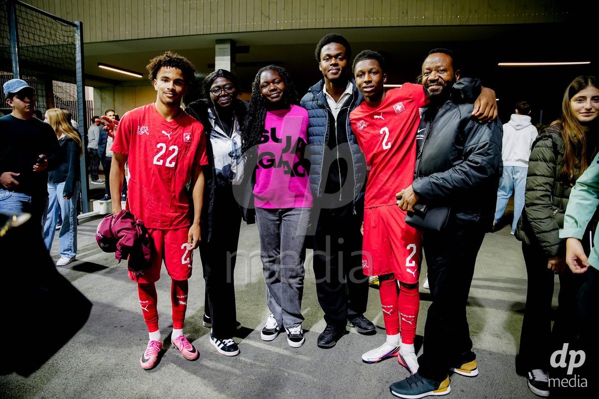 SCHAAN, LIECHTENSTEIN - OCTOBER 15: Players of Switzerland with fans after winning the UEFA European Under-17 Qualifier match between Switzerland and Liechtenstein at LFV Campus Rheinwiese on October 15, 2026 in Schaan, Liechtenstein.