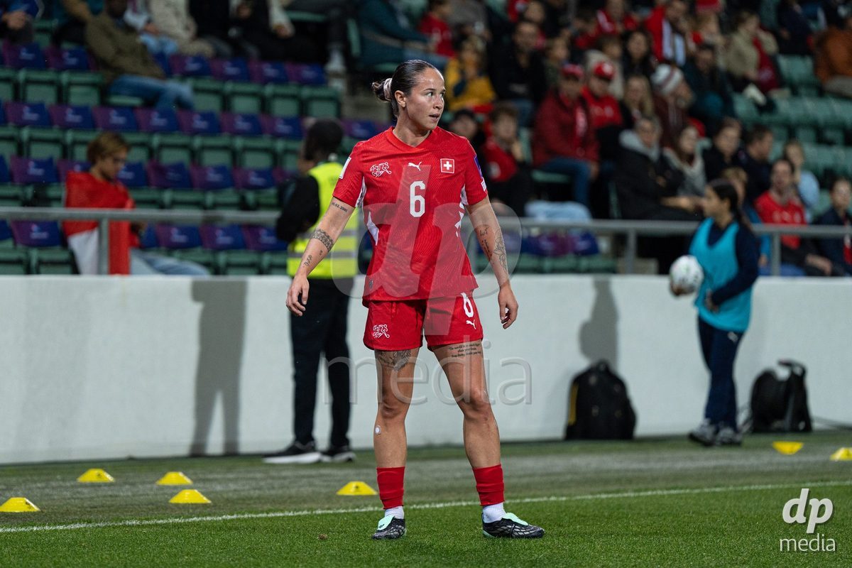 SION, SWITZERLAND, OCTOBER 13 : Géraldine Reuteler of Switzerland in action during the FIFA Women's World Cup 2027 Women's European Qualifiers Play-offs game between Switzerland and Israel at Stade de Tourbillon on October 13, 2026 in Sion, Switzerland.