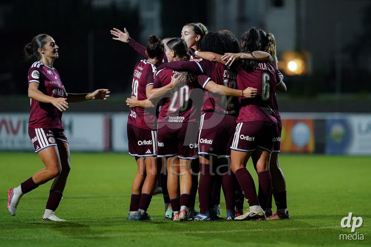 GENEVA, SWITZERLAND - OCTOBER 16: Ghoutia Karchouni of Servette FC Chenois Feminin celebrating with team after scoring teams first goal during the AXA Women's Super League match between Servette FC Chenois Feminin and FC Luzern at Stade de Trois-Chene on October 16, 2026 in Geneva, Switzerland.