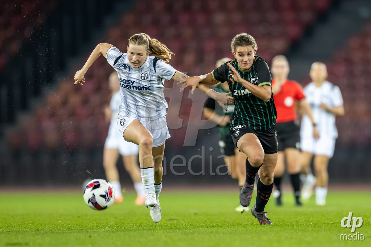 ZURICH, SWITZERLAND - OCTOBER 16: General view and action during the AXA Women's Super League match between FC Zurich and FC St. Gallen 1879 at Letzigrund on October 16, 2026 in Zurich, Switzerland.