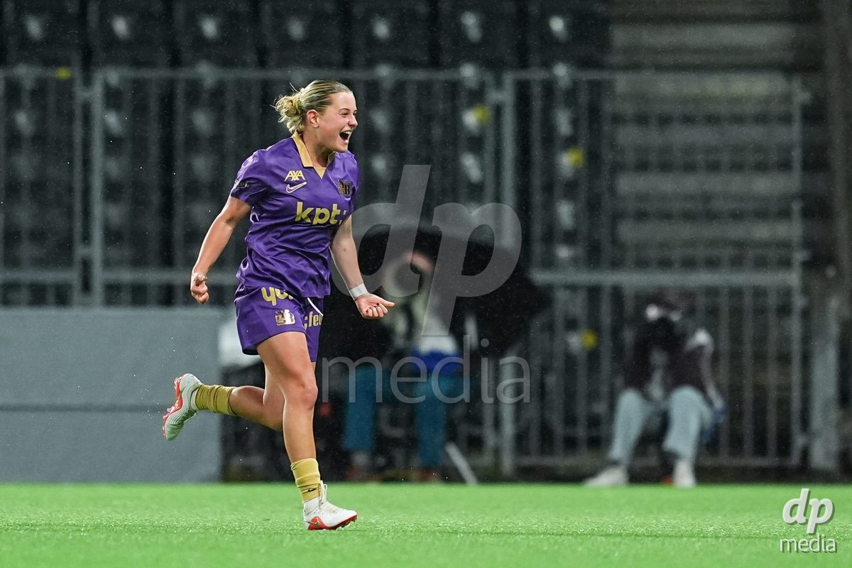 BERN, SWITZERLAND - OCTOBER 17: Leonie Koster of BSC YB Frauen celebrates the third team goal during the AXA Women's Super League match between BSC YB Frauen and GC Frauenfussball at Wankdorf Stadion on October 17, 2026 in Bern, Switzerland.