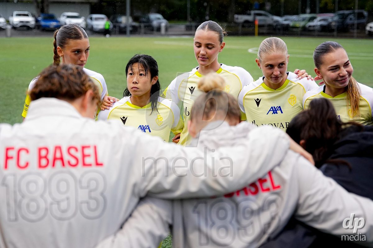 AARAU, SWITZERLAND - OCTOBER 17: Players of FC Basel 1893 during the AXA Women's Super League match between FC Aarau Frauen and FC Basel 1893 at Sportanlage Schachen on October 17, 2026 in Aarau, Switzerland.