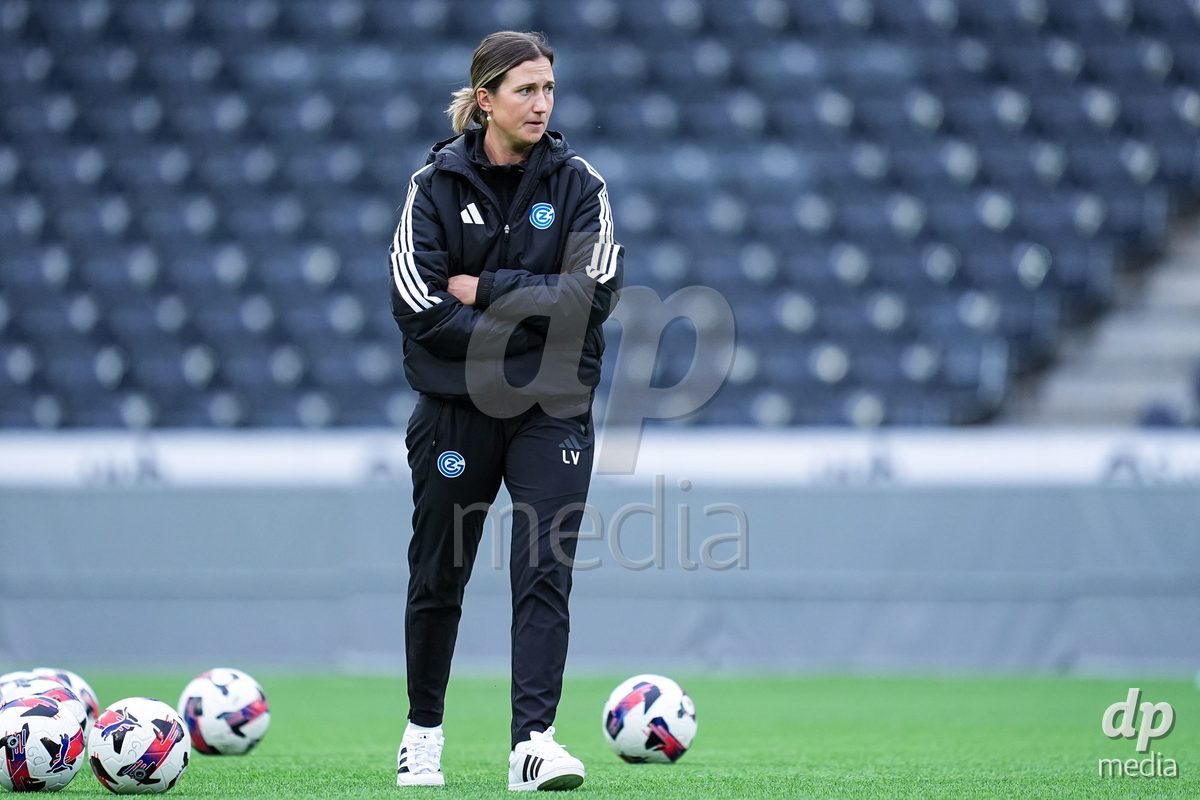 BERN, SWITZERLAND - OCTOBER 17: Laura Vetterlein, Headcoach of GC Frauenfussball looks on during the AXA Women's Super League match between BSC YB Frauen and GC Frauenfussball at Wankdorf Stadion on October 17, 2026 in Bern, Switzerland.