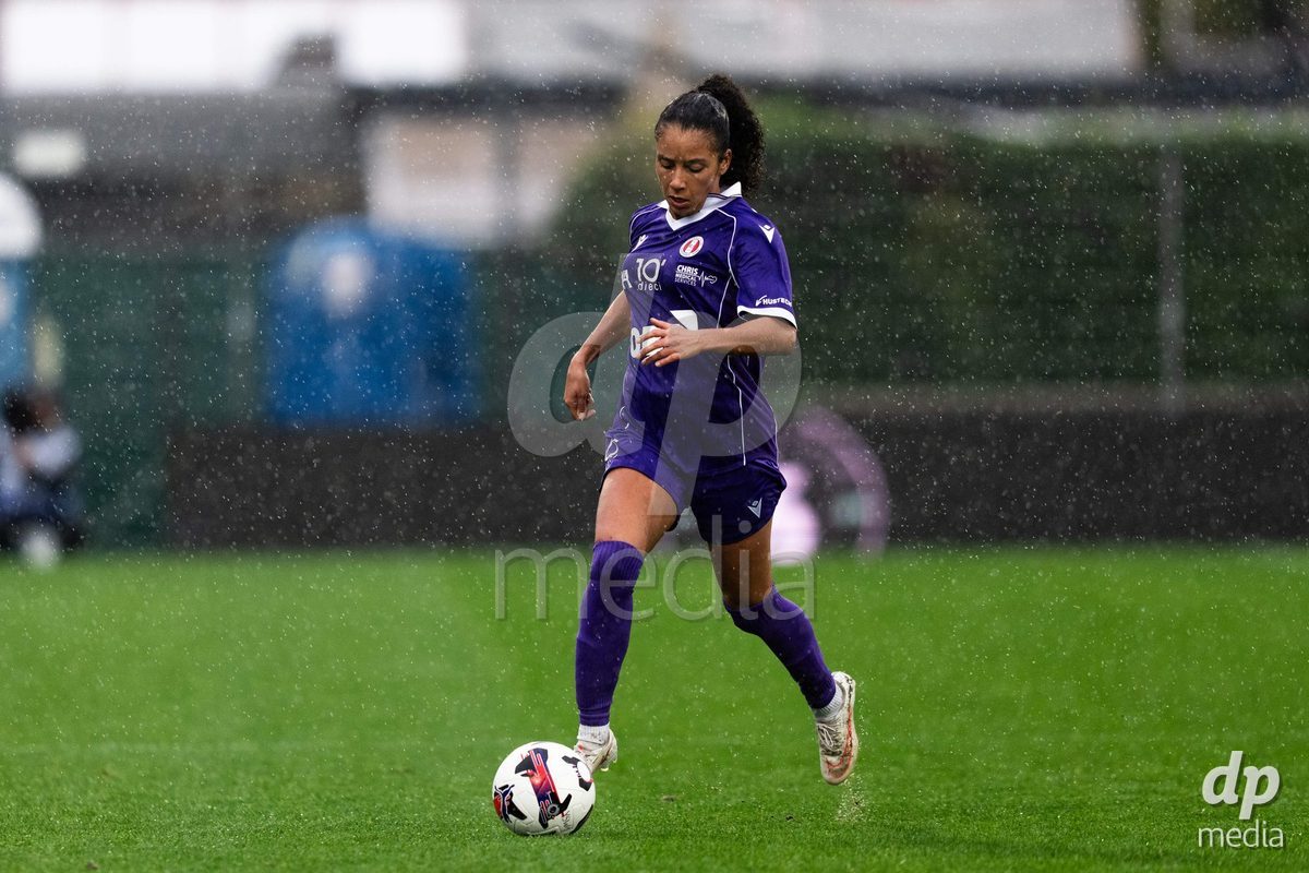 YVERDON-LES-BAINS, SWITZERLAND - OCTOBER 18: 11 Ramona Kannady of FC Rapperswil-Jona in action with the ball during the AXA Women's Super League match between FC Yverdon Women and FC Rapperswil-Jona at Stade Municipal on October 18, 2026 in Yverdon-les-Bains, Switzerland.
