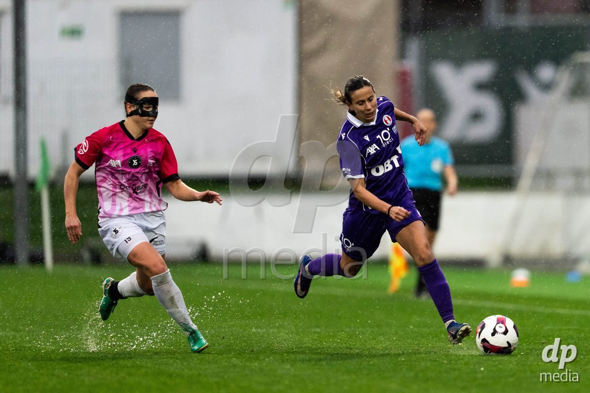 YVERDON-LES-BAINS, SWITZERLAND - OCTOBER 18: 7 Evdokia Dimitrova Popadinova of FC Rapperswil-Jona in action with the ball during the AXA Women's Super League match between FC Yverdon Women and FC Rapperswil-Jona at Stade Municipal on October 18, 2026 in Yverdon-les-Bains, Switzerland.