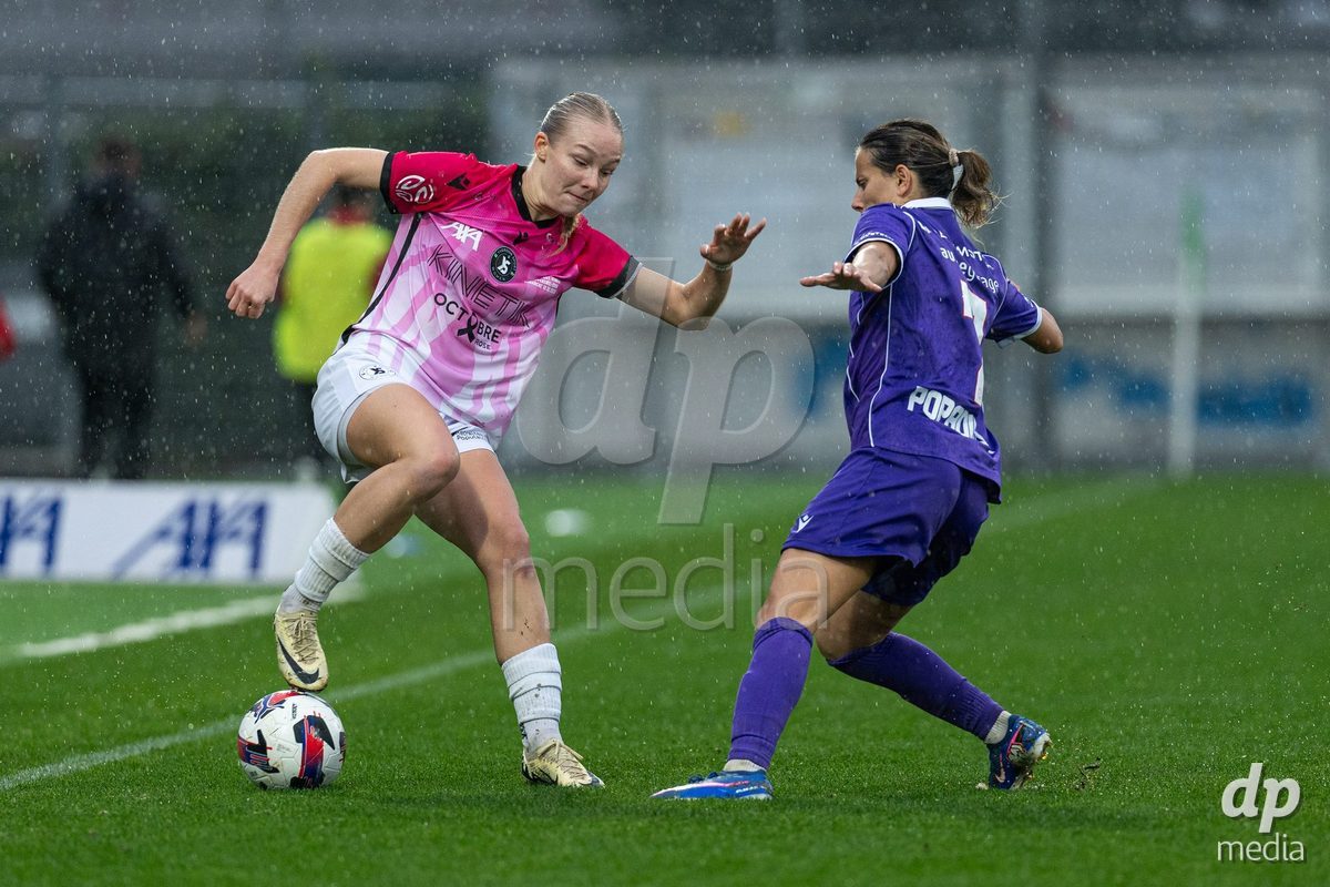 YVERDON-LES-BAINS, SWITZERLAND - OCTOBER 18: Léane Fontaine of Yverdon Sport Women dribbles during the AXA Women's Super League match between FC Yverdon Women and FC Rapperswil-Jona at Stade Municipal on October 18, 2026 in Yverdon-les-Bains, Switzerland.