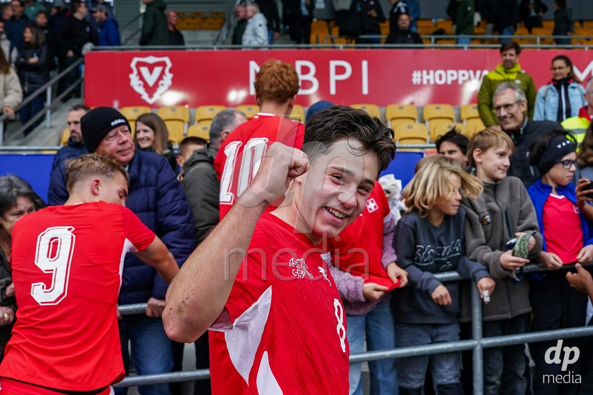 VADUZ, LIECHTENSTEIN - OCTOBER 18: Leandro Cottiati of Switzerland celebrates after the victory during the UEFA European Under-17 Qualifier match between Switzerland and Spain at Rheinpark Stadion on October 18, 2026 in Vaduz, Liechtenstein.