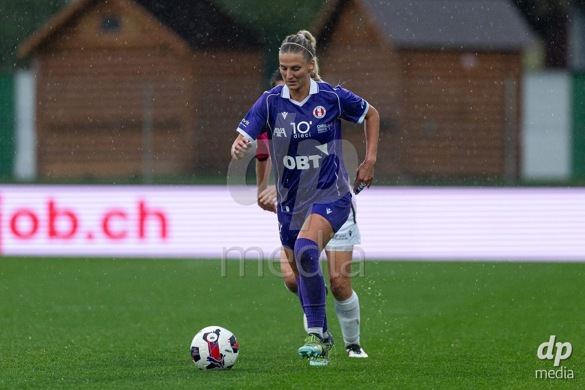 YVERDON-LES-BAINS, SWITZERLAND - OCTOBER 18: Bergros Asgeirsdottir of FC Rapperswil-Jona drives the ball during the AXA Women's Super League match between FC Yverdon Women and FC Rapperswil-Jona at Stade Municipal on October 18, 2026 in Yverdon-les-Bains, Switzerland.