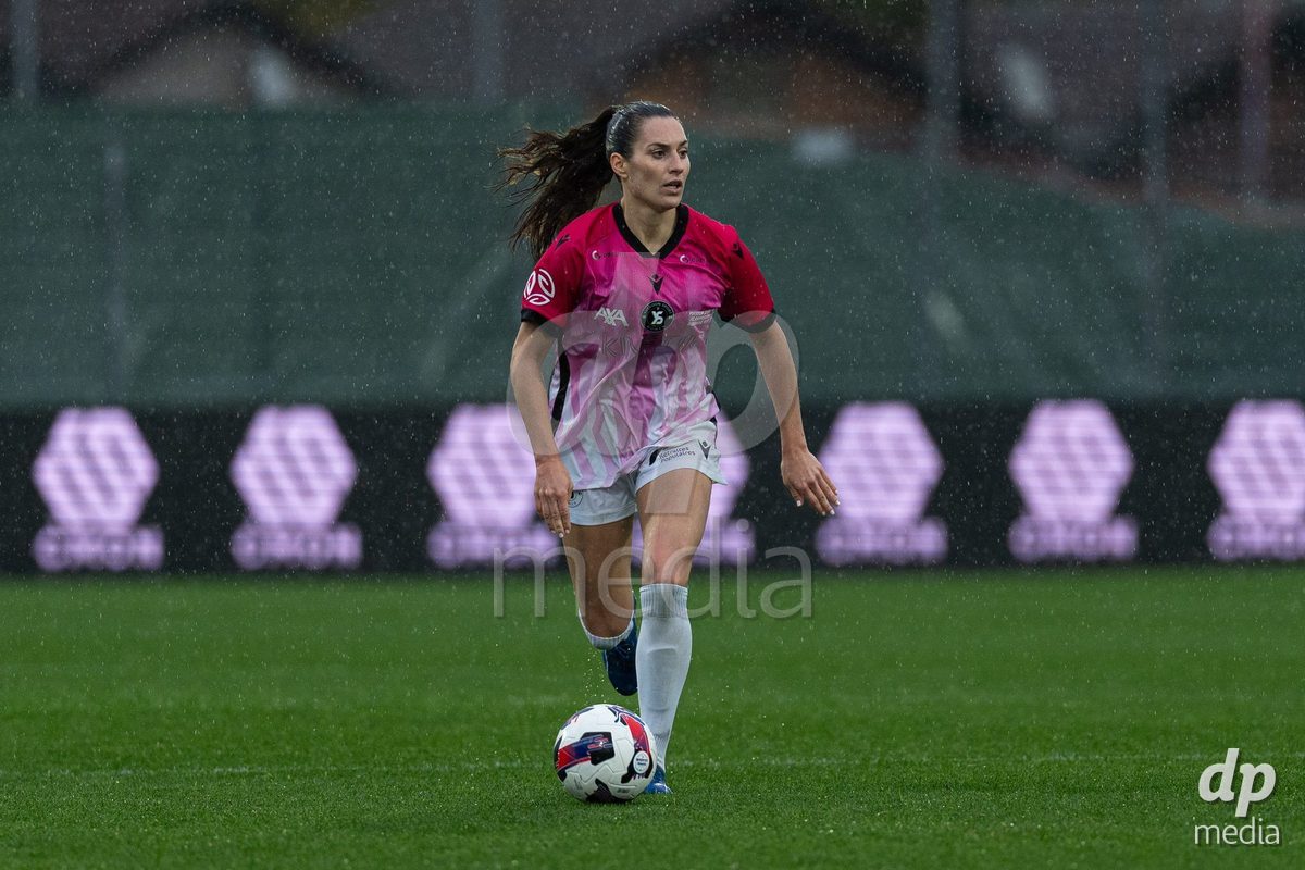 YVERDON-LES-BAINS, SWITZERLAND - OCTOBER 18: Andrea Maddalen Sierra Larrauri of Yverdon Sport Women runs with the ball during the AXA Women's Super League match between FC Yverdon Women and FC Rapperswil-Jona at Stade Municipal on October 18, 2026 in Yverdon-les-Bains, Switzerland.