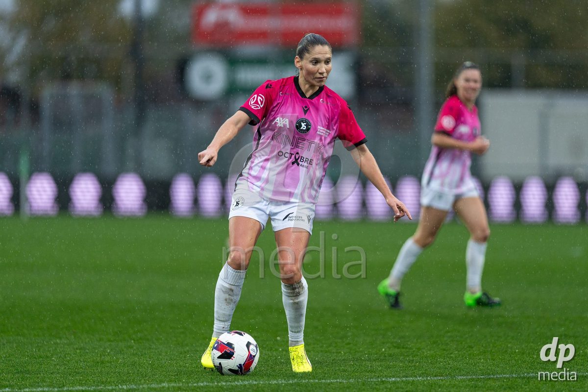 YVERDON-LES-BAINS, SWITZERLAND - OCTOBER 18: Sandrine Gaillard Mauron of Yverdon Sport Women in action during the AXA Women's Super League match between FC Yverdon Women and FC Rapperswil-Jona at Stade Municipal on October 18, 2026 in Yverdon-les-Bains, Switzerland.