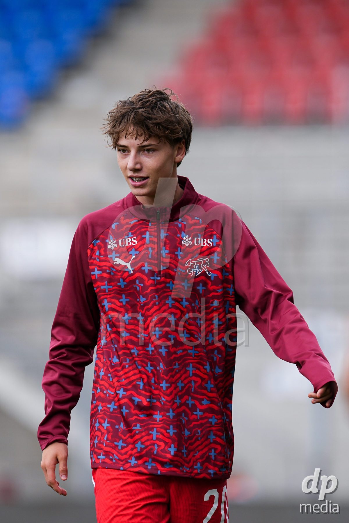 VADUZ, LIECHTENSTEIN - OCTOBER 18: Loan Thommen of Switzerland during warm up prior to the UEFA European Under-17 Qualifier match between Switzerland and Spain at Rheinpark Stadion on October 18, 2026 in Vaduz, Liechtenstein.
