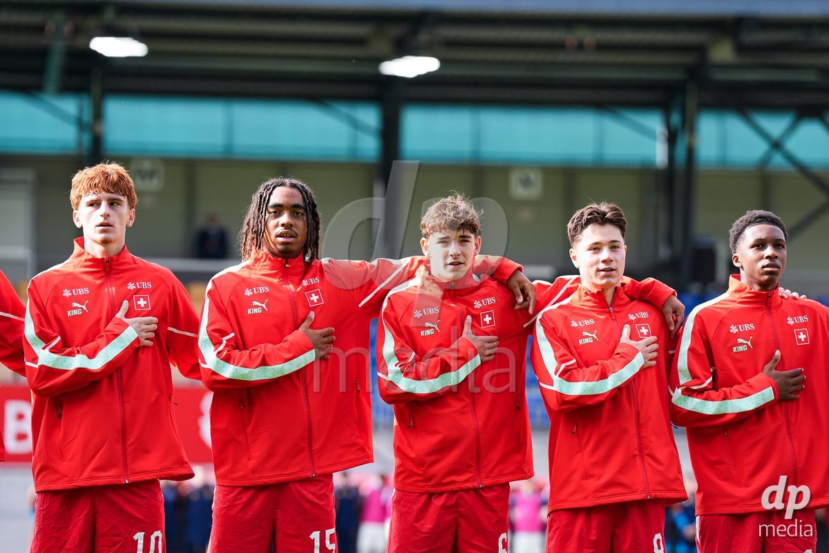 VADUZ, LIECHTENSTEIN - OCTOBER 18: Eron Kele, Leon White, Niklas Zuger, Leandro Cottiati and Darren Okoh of Switzerland during the UEFA European Under-17 Qualifier match between Switzerland and Spain at Rheinpark Stadion on October 18, 2026 in Vaduz, Liechtenstein.