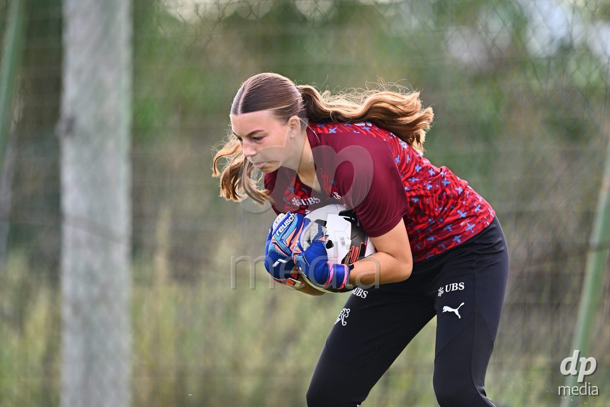 OLIVA NOVA, SPAIN - OCTOBER 22: Florentine Pohlenz Goalkeeper of Switzerland during the International Women's Friendly match between Hungary U17 and Switzerland U17 at Oliva Nova Sports Center on October 22, 2026 in Oliva Nova, Spain.