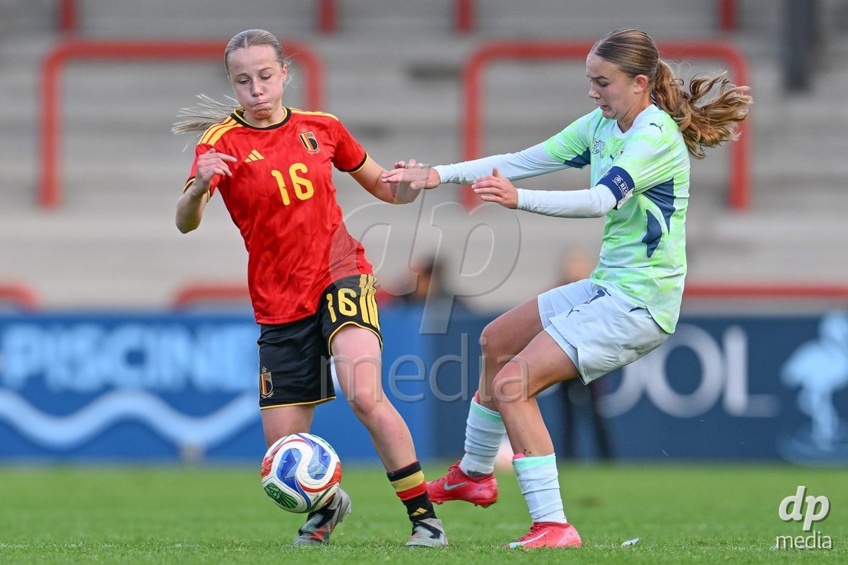 MOUSCRON, BELGIUM - OCTOBER 22: Elise Baert (16) of Belgium fighting for the ball with Sophie Augustin (5) of Switzerland  during the International Women's Friendly match between Belgium U16 and Switzerland U16 at Le Cannonier on October 22, 2026 in Mouscron, Belgium.