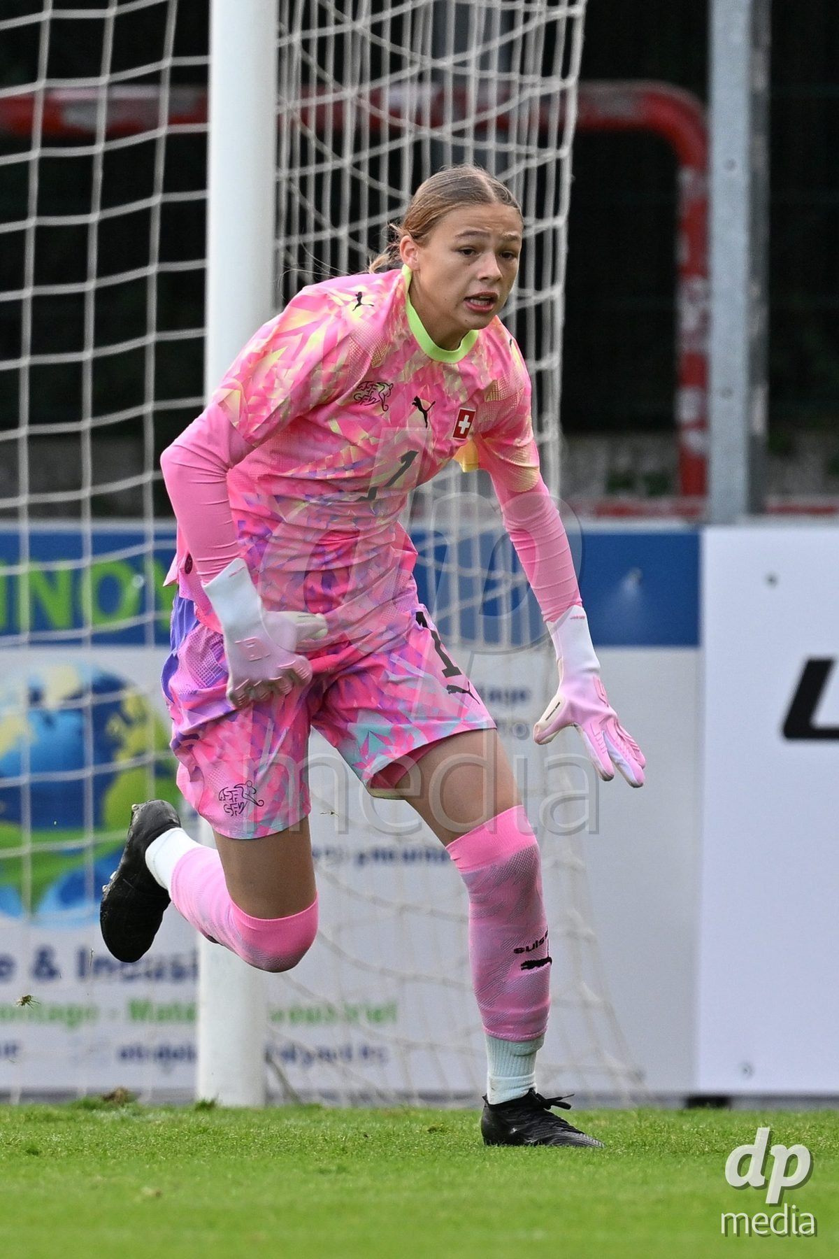 MOUSCRON, BELGIUM - OCTOBER 22: goalkeeper Luna Maulaz (1) of Switzerland pictured during the International Women's Friendly match between Belgium U16 and Switzerland U16 at Le Cannonier on October 22, 2026 in Mouscron, Belgium.