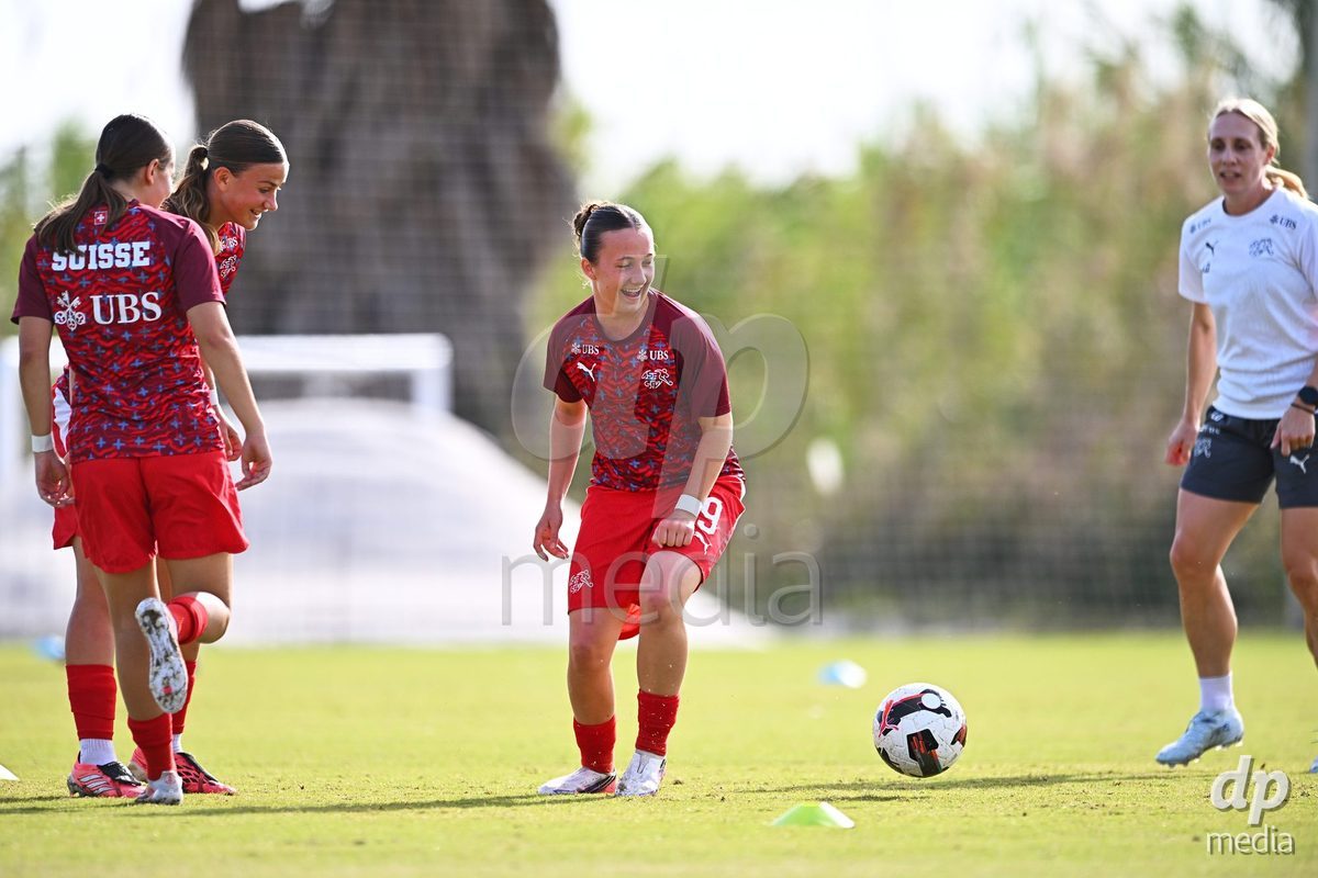 OLIVA NOVA, SPAIN - OCTOBER 24: Axelle Lecoultre of Switzerland during the International Women's Friendly match between Switzerland U17 and Hungary U17 at Oliva Nova Sports Center on October 24, 2026 in Oliva Nova, Spain.