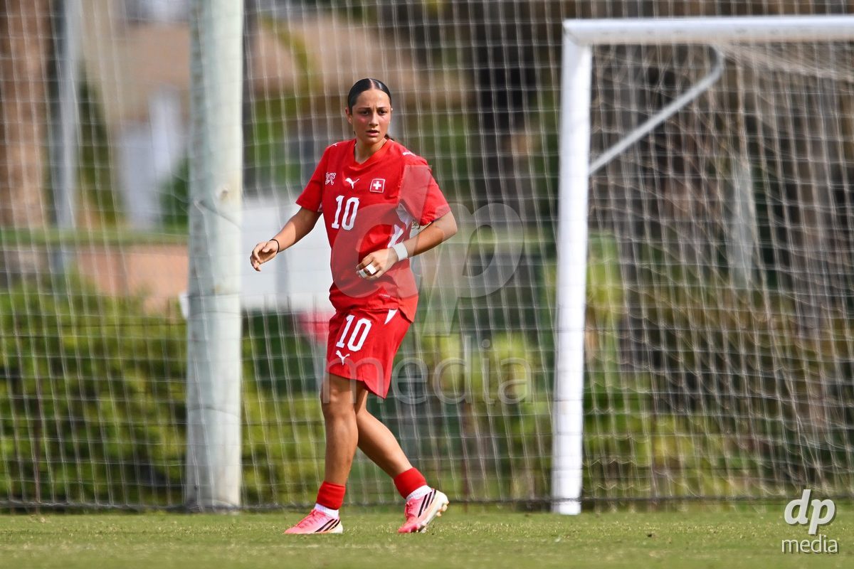 OLIVA NOVA, SPAIN - OCTOBER 24: Melissa Mettraux of Switzerland during the International Women's Friendly match between Switzerland U17 and Hungary U17 at Oliva Nova Sports Center on October 24, 2026 in Oliva Nova, Spain.