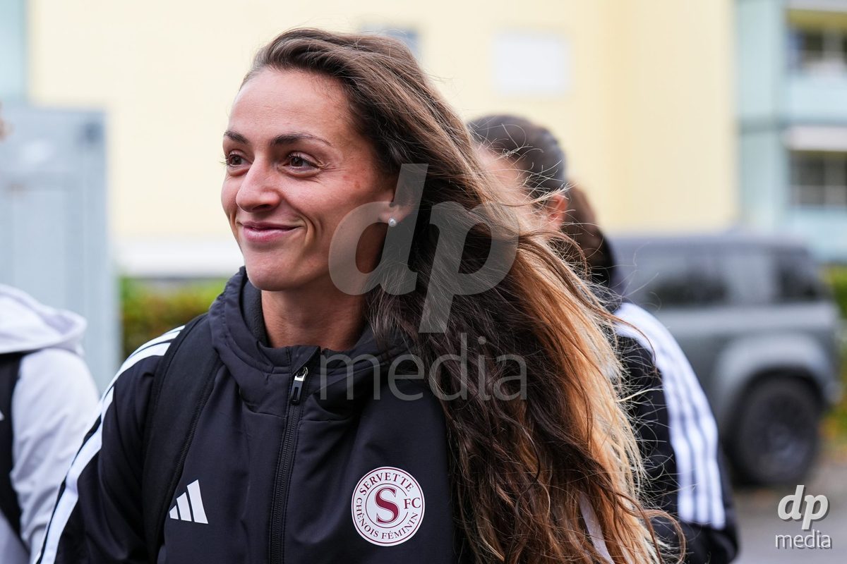 WIL, SWITZERLAND - OCTOBER 24: Players of Servette arrive prior to the AXA Women's Cup match between FC Wil 1900 and Servette FC Chenois Feminin at Lidl Sportpark on October 24, 2026 in Wil, Switzerland.