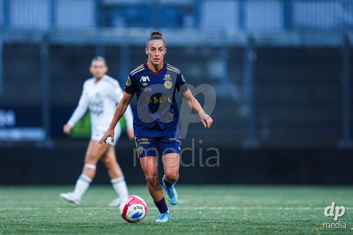 WIL, SWITZERLAND - OCTOBER 24: Paula Serrano of Servette FC Chenois Feminin controls the ball during the AXA Women's Cup match between FC Wil 1900 and Servette FC Chenois Feminin at Lidl Sportpark on October 24, 2026 in Wil, Switzerland.