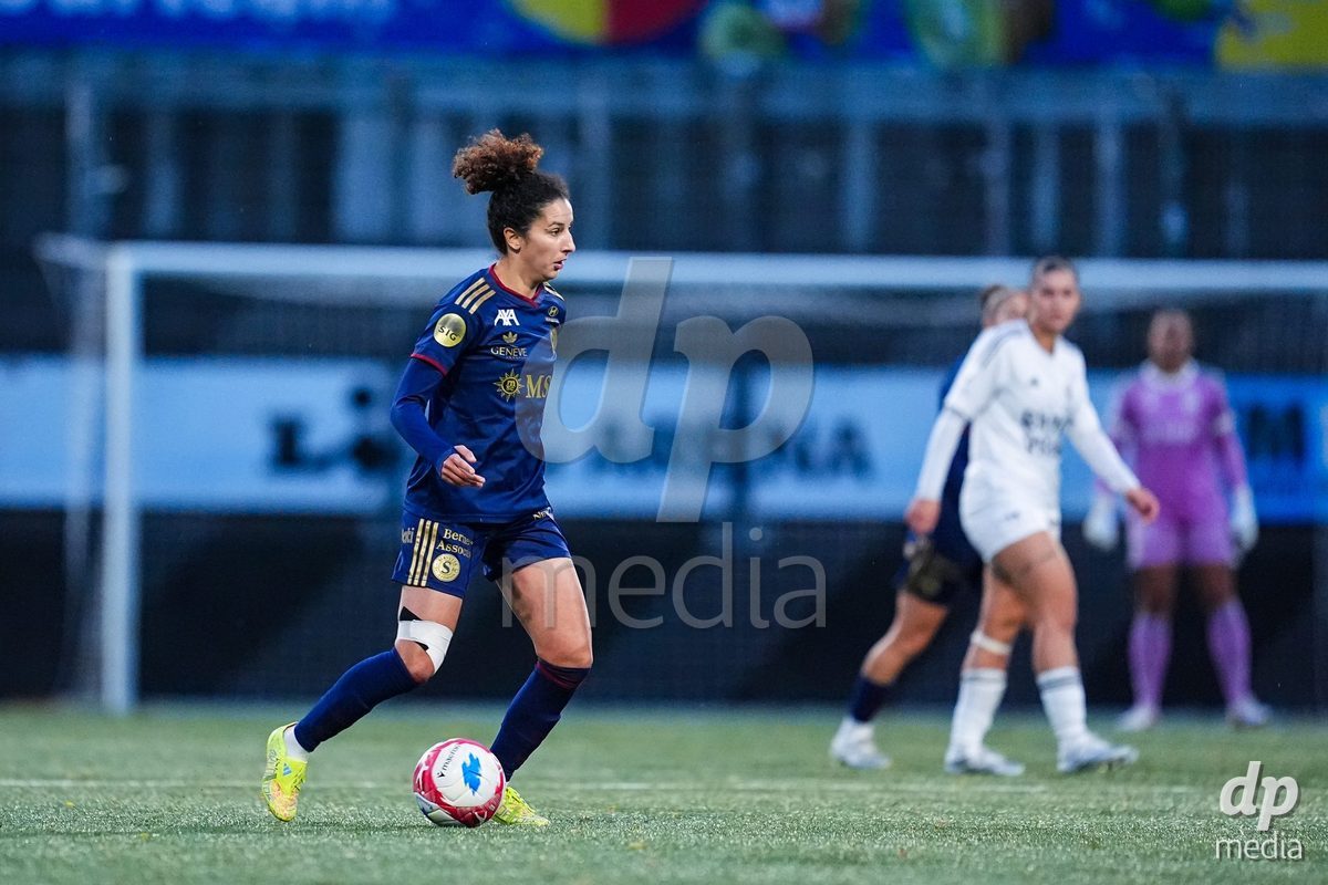 WIL, SWITZERLAND - OCTOBER 24: Ghoutia Karchouni of Servette FC Chenois Feminin controls the ball during the AXA Women's Cup match between FC Wil 1900 and Servette FC Chenois Feminin at Lidl Sportpark on October 24, 2026 in Wil, Switzerland.